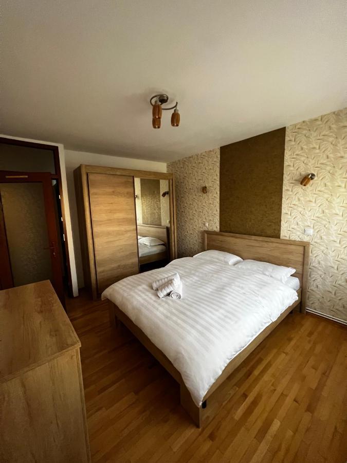 Boutique Apartments City Center Brasov Exterior photo